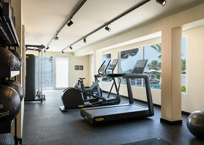 Riomar Ibiza, A Tribute Portfolio Santa Eulària des Riu